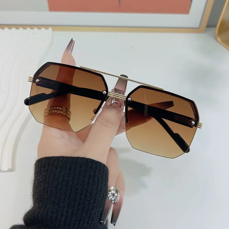 Polygon Sunglasses Rectangle Fashion Metal Frame Women Men Large Square Sun Glasses for Female Male Gradient Traveling Oculos ﻿