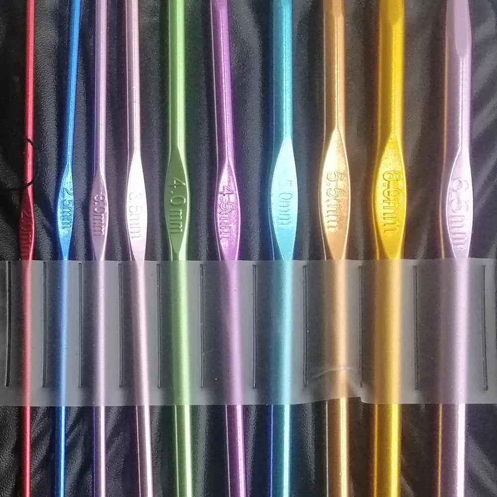 22 Pcs Set Colorful Aluminum Alloy Crochet Hooks Needles Knit Weave Yarn Set for DIY Craft 0.6mm - 6.5mm